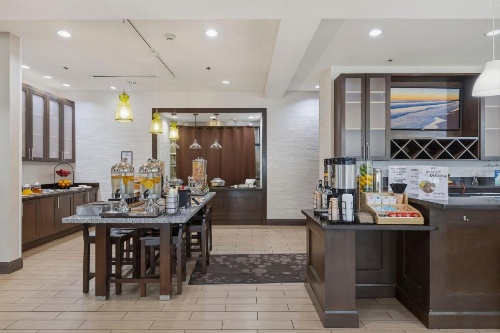 Kozy Hotel Houston North image 21