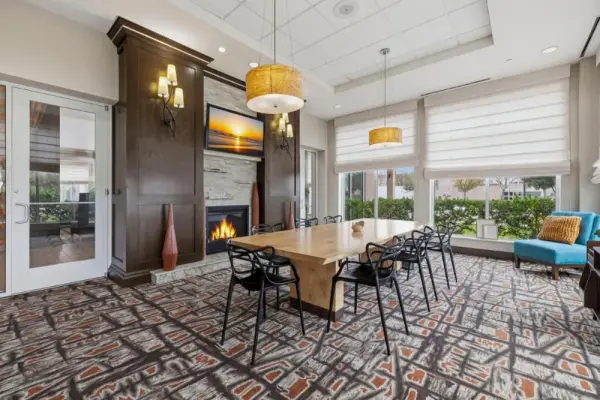 Kozy Hotel Houston North 10